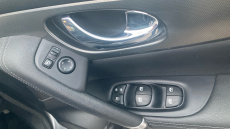 Nissan Qashqai 1.3 DiG-T 160 Tekna 5dr DCT Petrol Hatchback